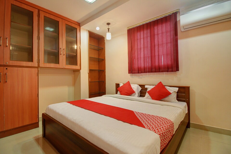 OYO 22638 Pranov Residency, Gandhipuram Coimbatore, Coimbatore