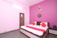 OYO Bhagat Palace