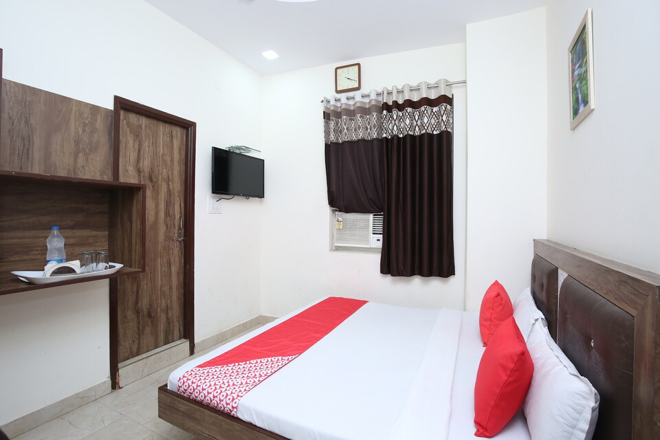 OYO २२६५२  सेहमी की बेस्ट रेस्ट इन, Golden Temple Road Amritsar, अमृतसर