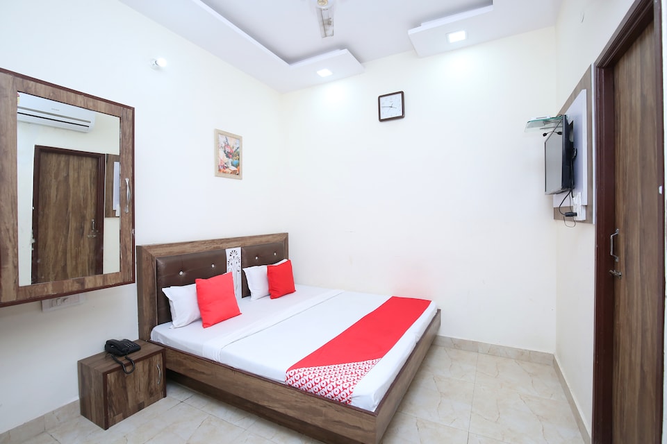 OYO २२६५२  सेहमी की बेस्ट रेस्ट इन, Golden Temple Road Amritsar, अमृतसर