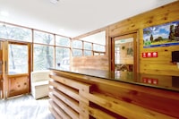 Hotel O Whispering River