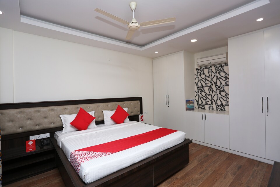 OYO 22666 Mgt Inn, Indirapuram Ghaziabad, Ghaziabad