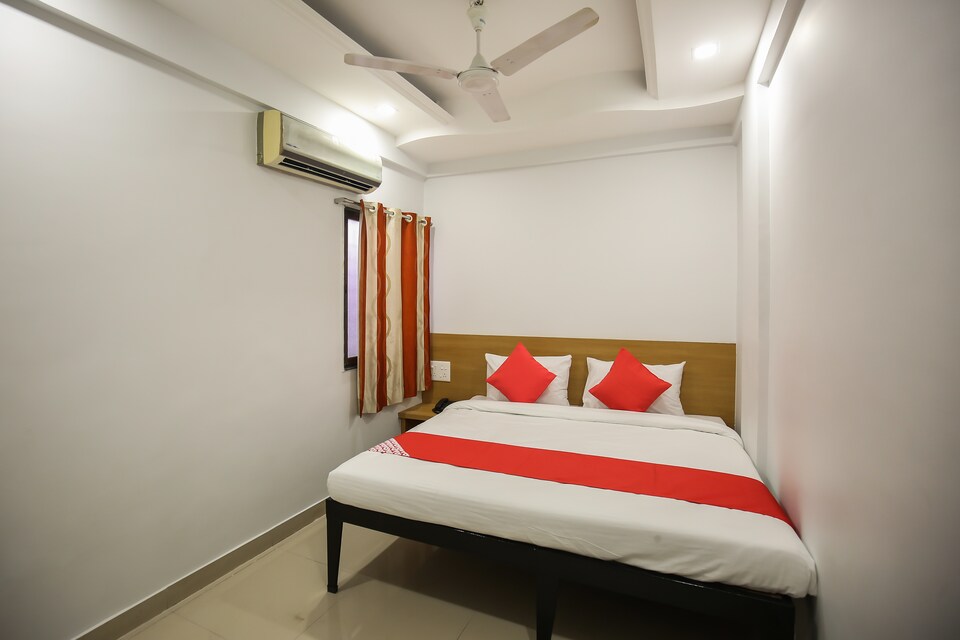 OYO Flagship  22672 Hotel Sai Bhushan, Shirdi, Shirdi