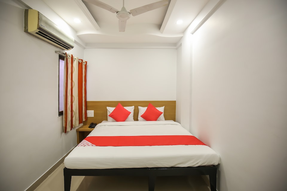 OYO Flagship  22672 Hotel Sai Bhushan, Shirdi, Shirdi