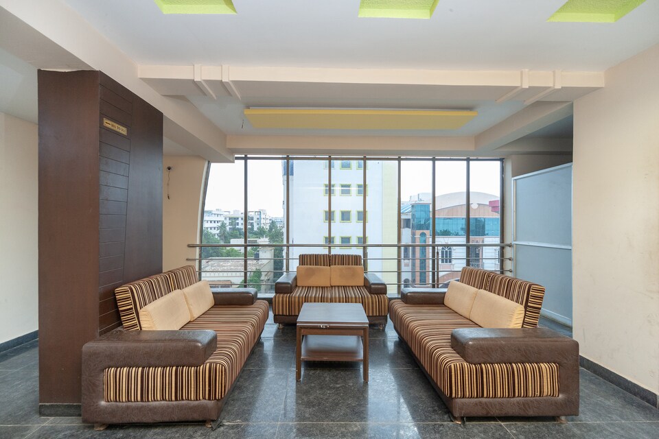 OYO 22674 Vintage Inn, Nellore Bus Station-II, Nellore