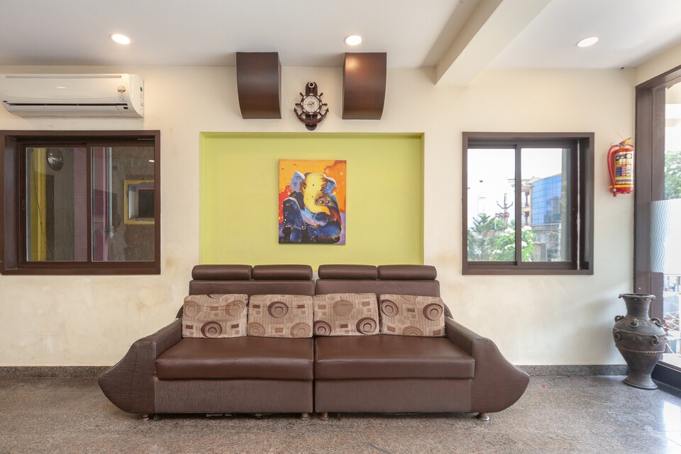 OYO 22674 Vintage Inn, Nellore Bus Station-II, Nellore