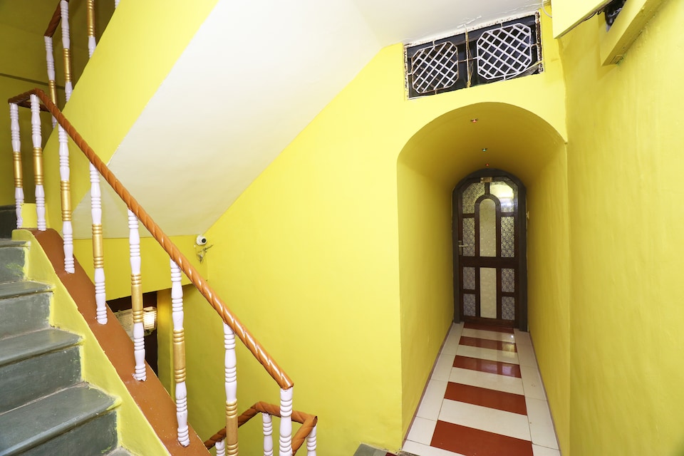 OYO Hotel Prateek, Pachmarhi, Pachmarhi