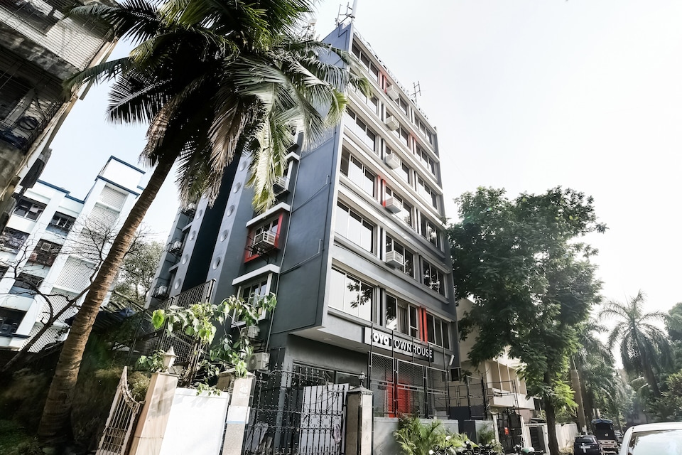 OYO Townhouse 153 Imperial Madhukunj Society, Mumbai SEEPZ, Mumbai