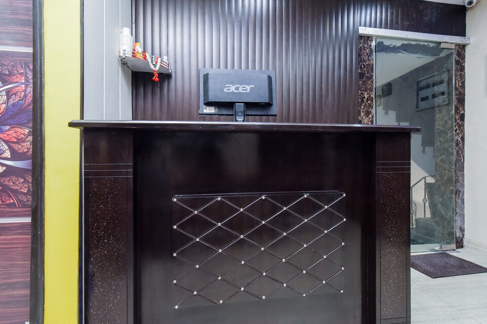 OYO Royale Park Inn Near Pacific Mall Tagore Garden, Rajouri Garden Delhi, Delhi