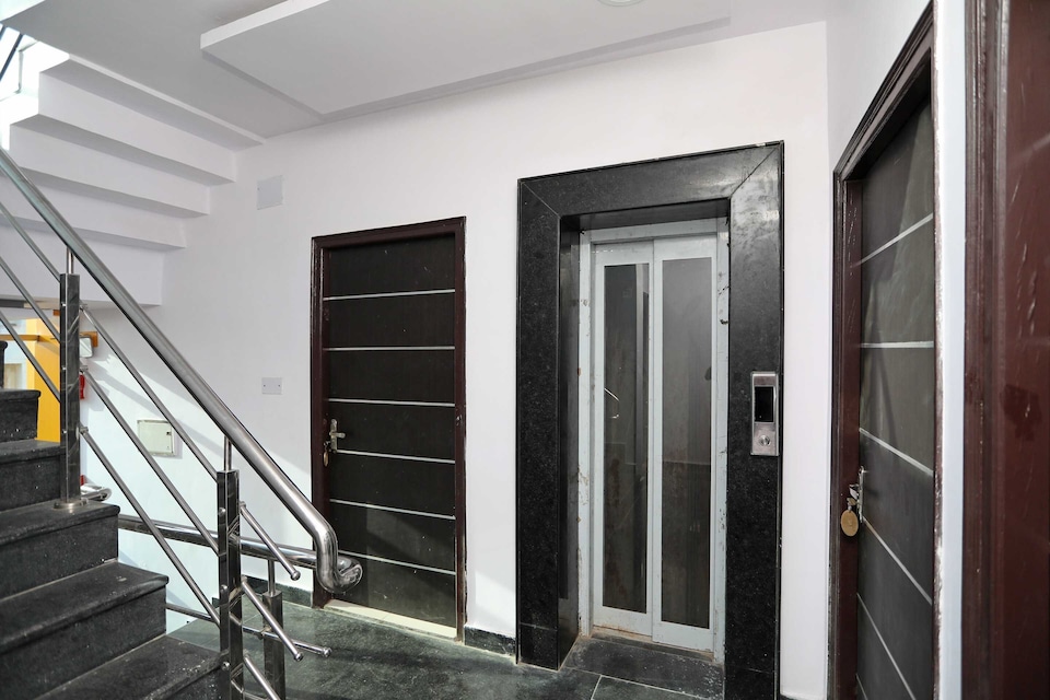 Hotel O Richa Grand, Charbagh Lucknow, Lucknow