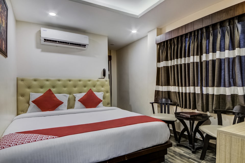 OYO 22700 Chaitanya's Pride, Kukatpally, Hyderabad