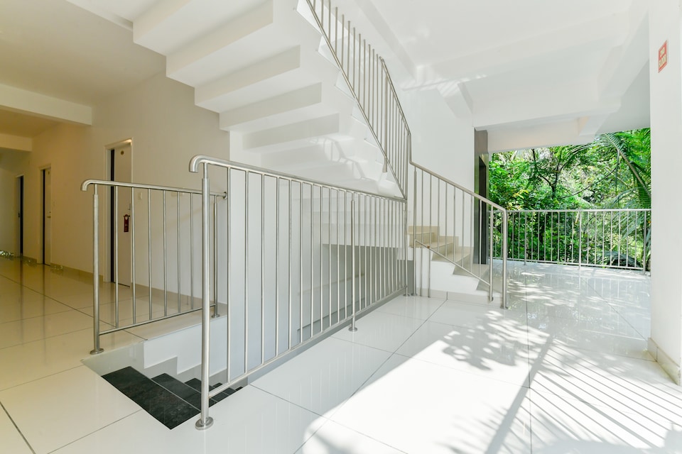 Collection O O 22718 Vm Qazr, Tripunithura-II, कोच्चि