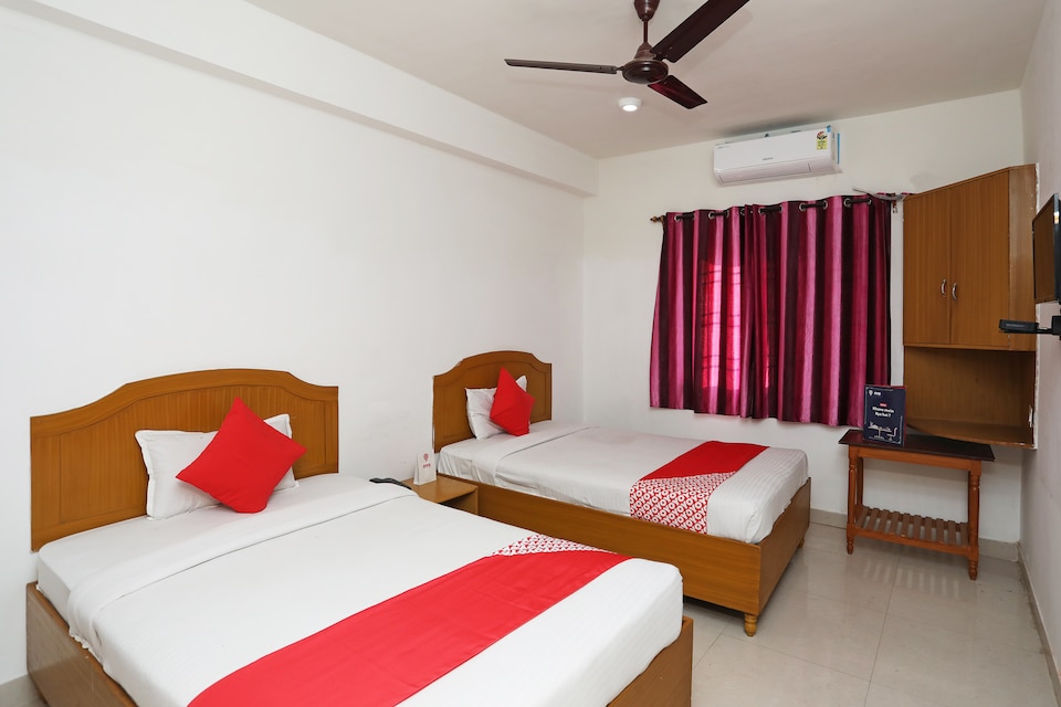 OYO 22721 Hotel Maya Buddha, Meditation Center, Bodhgaya