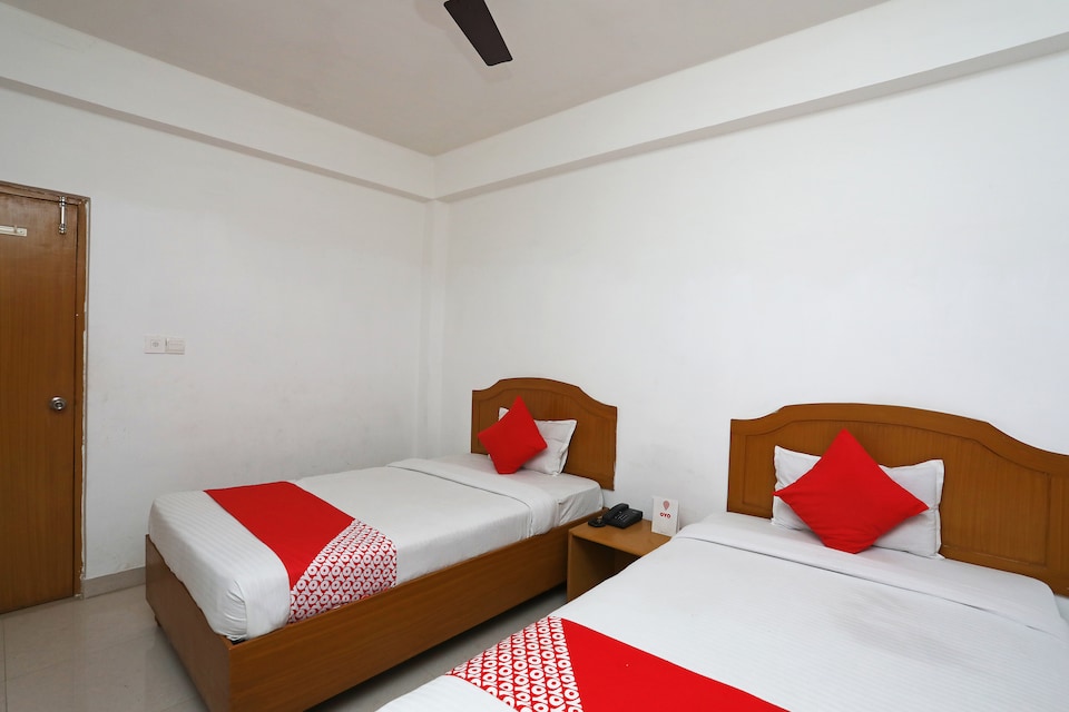 OYO 22721 Hotel Maya Buddha, Meditation Center, Bodhgaya