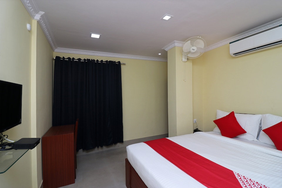OYO Flagship 22724 Hotel Shanavi Chinar Park, Rajarhat Kolkata, Kolkata