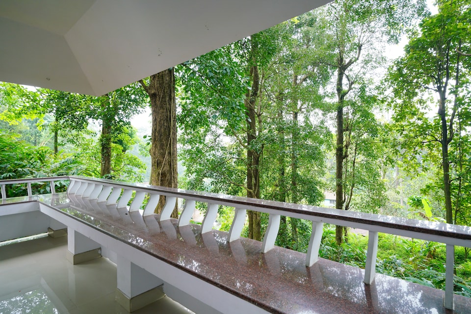 OYO Home 22731 Refreshing Villa Near Kallar Falls, Anachal, Munnar