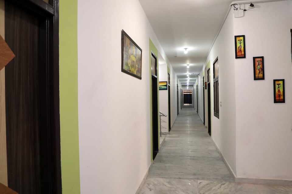 OYO 22745 The Elite venue, Greater Noida, Noida