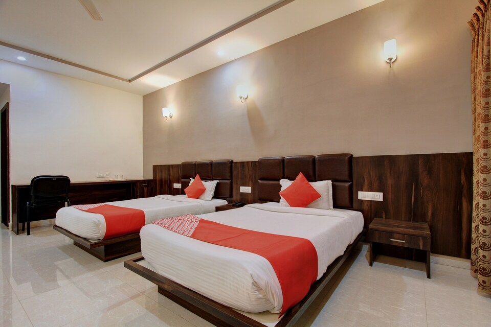 OYO Parkview Inn, Dharwad, Hubli-Dharwad