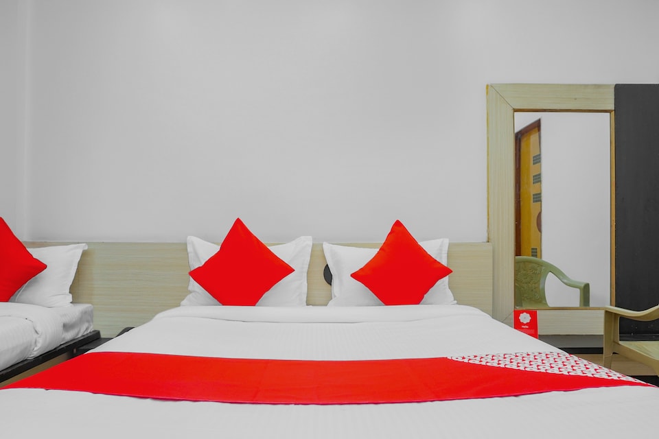 OYO Sai Bhagirathi Inn, Shirdi, Shirdi