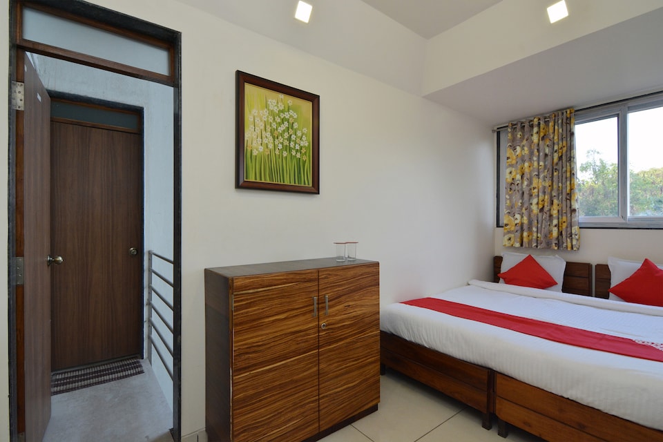 OYO 22827 Hotel Prafulla, Kolhapur, Kolhapur