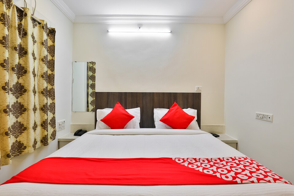 OYO 22841 Hotel Prime Inn, Railway Station Ankleshwar, Ankleshwar