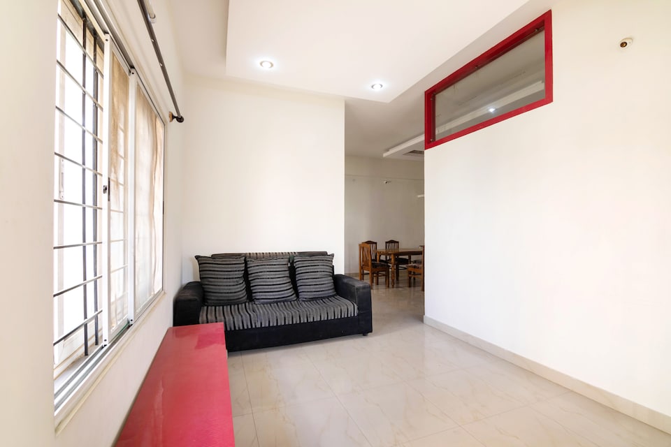 OYO Sri Sai Inn, Airport Road Bangalore, Bangalore