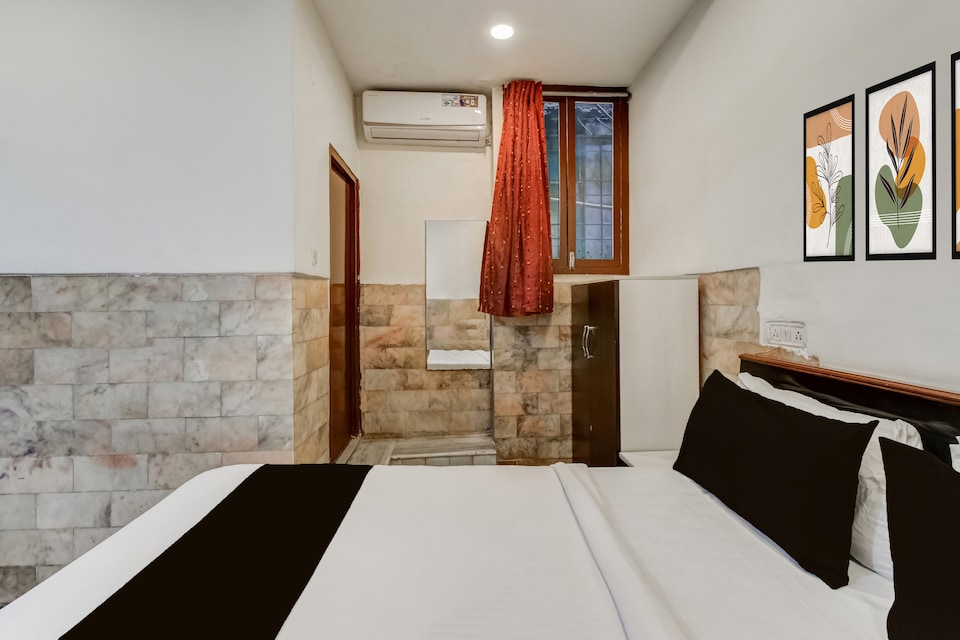 Super Hotel O MG Road Raniganj Formerly Holiday Hotel, Secunderabad Railway Station-II, Hyderabad