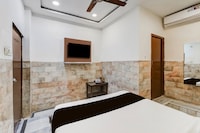 Super Hotel O MG Road Raniganj Formerly Holiday Hotel