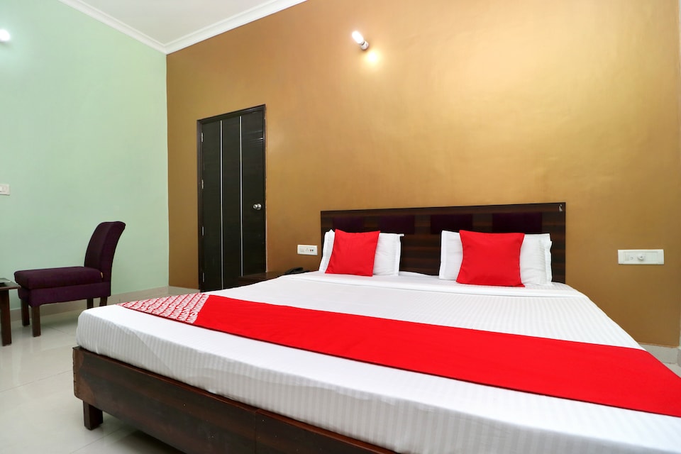 OYO 22908 Sukhjot Guest House, Ranjit Avenue Amritsar, Amritsar