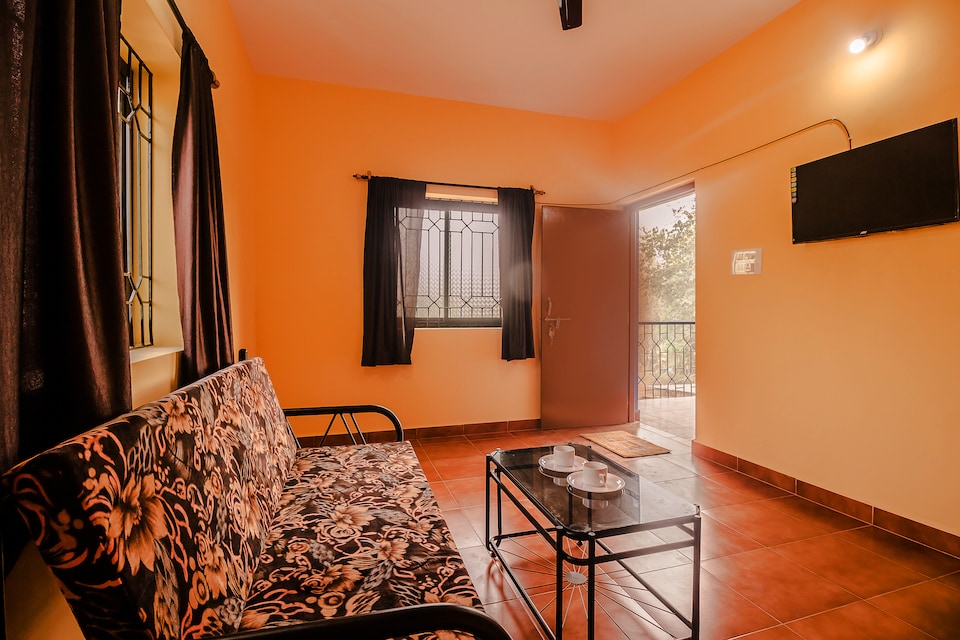 OYO 22937 Pleasant 1BHK, Morjim Goa, Goa