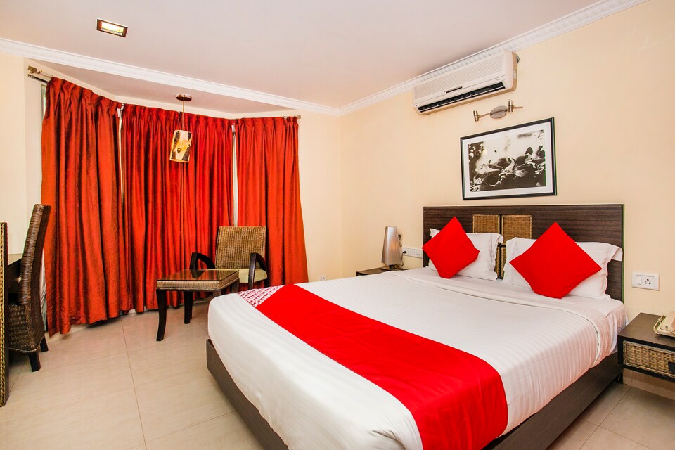 Capital O 23003 Shilton Royale, North Delhi, दिल्ली