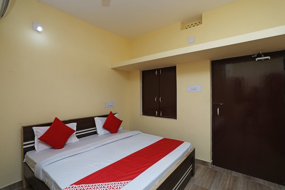 OYO Flagship 23024 Hotel Cinnamon, Patia Bhubaneswar, Bhubaneswar