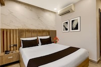 Super Townhouse V Hotel