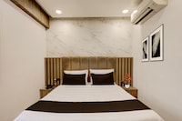 Super Townhouse V Hotel