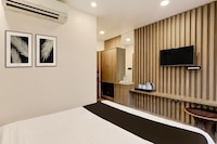 Super Townhouse V Hotel