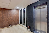 Super Townhouse V Hotel