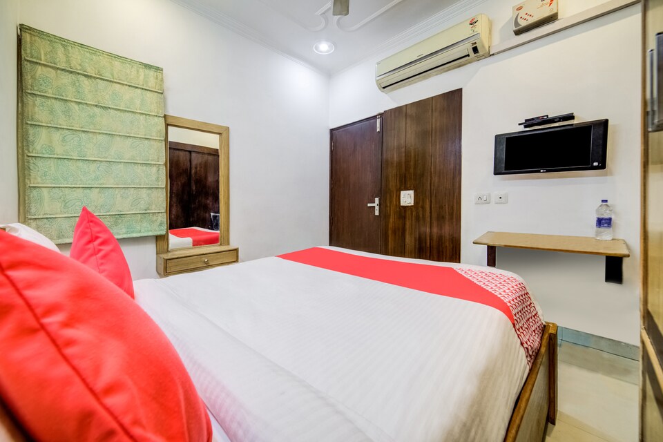 OYO 23053 Millenium Residency, Dwarka Delhi, Delhi