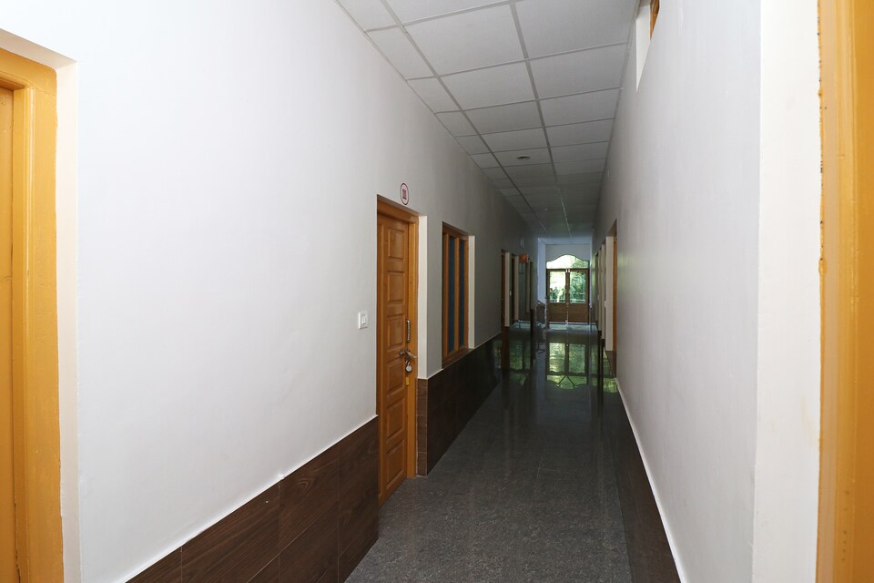 OYO 23054 Vishal Residency Barkot, Uttarkashi, Uttarkashi