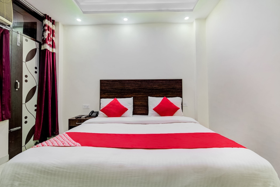 OYO 23065 Hotel Capitol Palace, Dwarka Delhi, Delhi