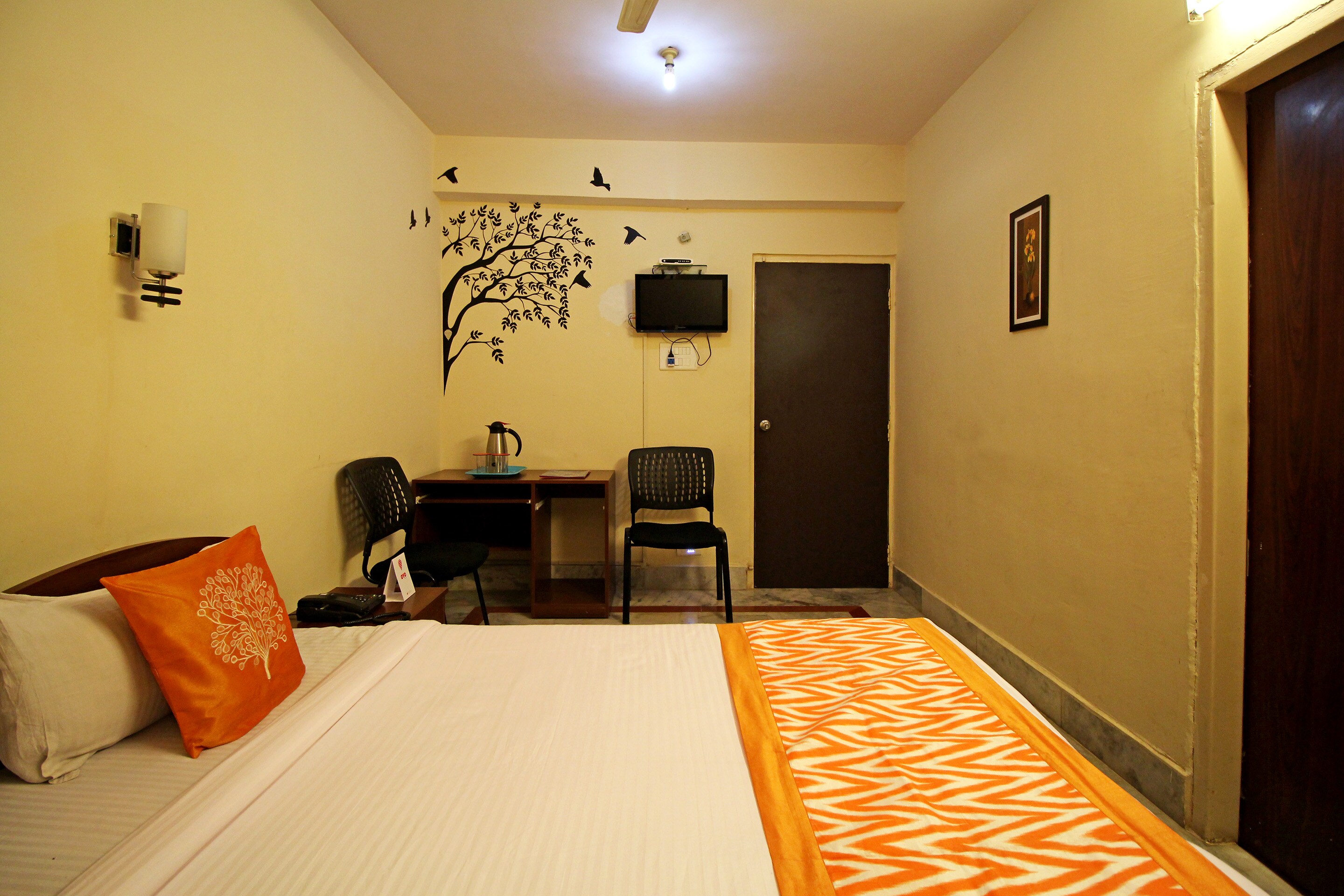 Oyo 3091 Hotel Ramdiri Residency Oyo Rooms Ranchi Book - 