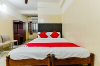 OYO Hotel Saravana