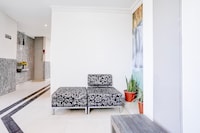 Super Townhouse Bharuch Near Railway Station Formerly Hotel Kohinoor