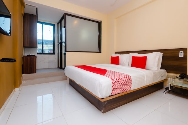 OYO Flagship 23124 Suprabha