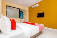 OYO Flagship 23124 Suprabha