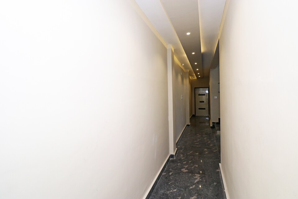 Collection O 23139 Natraj Inn, Sigra, Varanasi