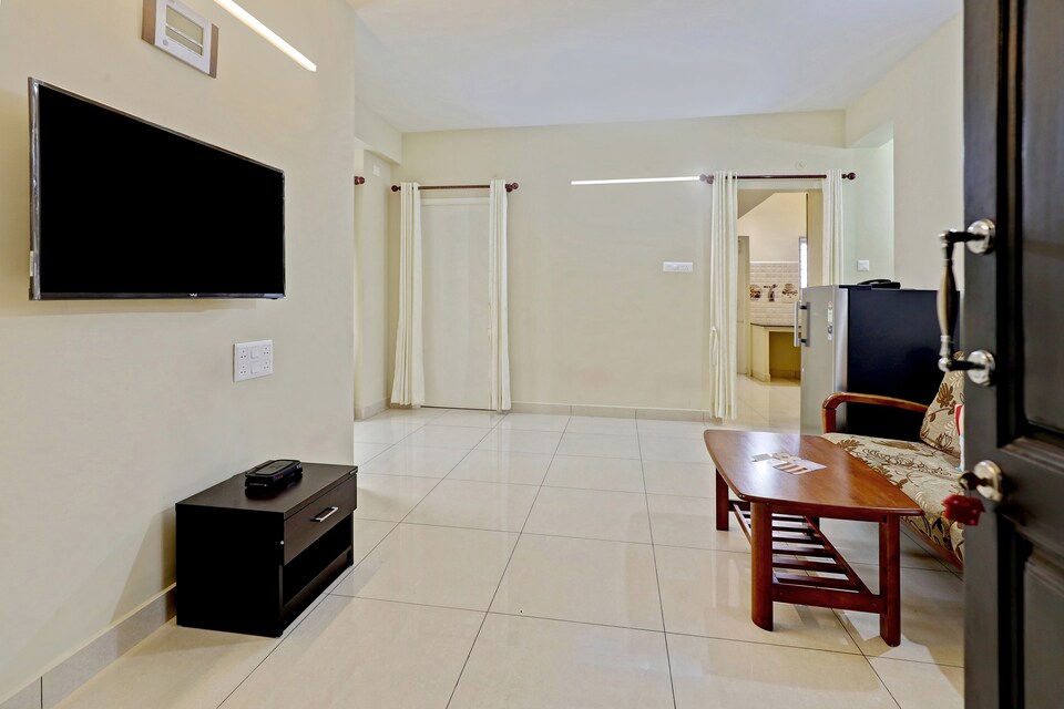 OYO 23150 Modern 2BHK Near Boat House, Pondicherry City Centre, Pondicherry