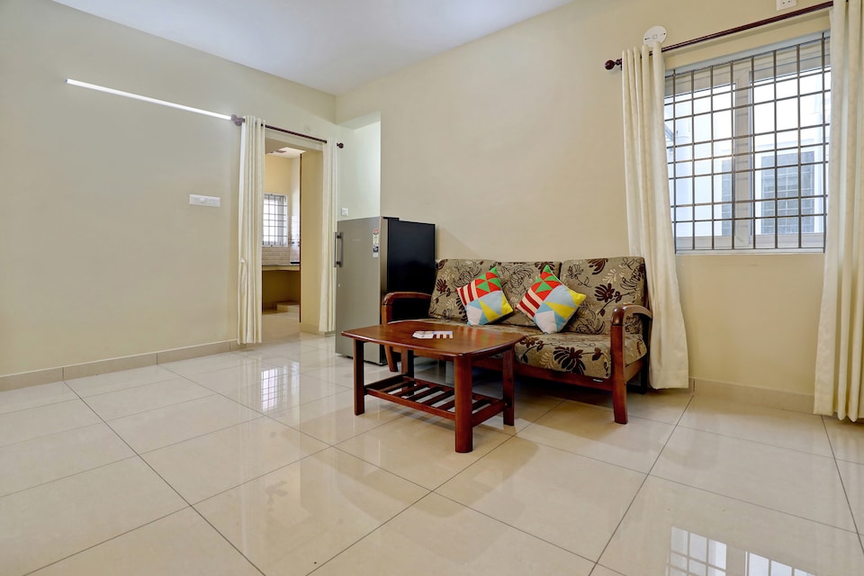 OYO 23150 Modern 2BHK Near Boat House, Pondicherry City Centre, Pondicherry