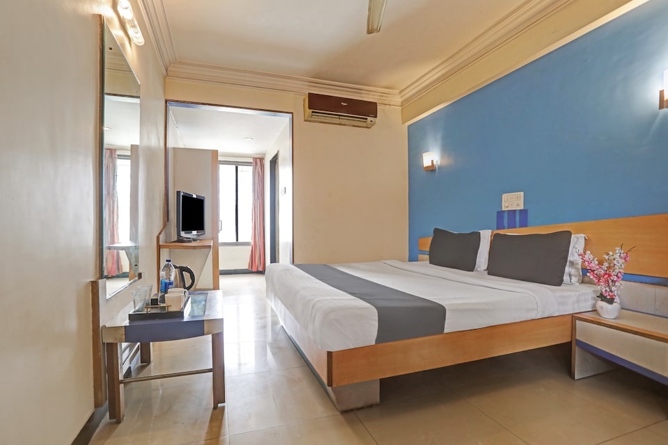 Hotel O Dhammanagi Comforts, Hubli-II, Hubli-Dharwad