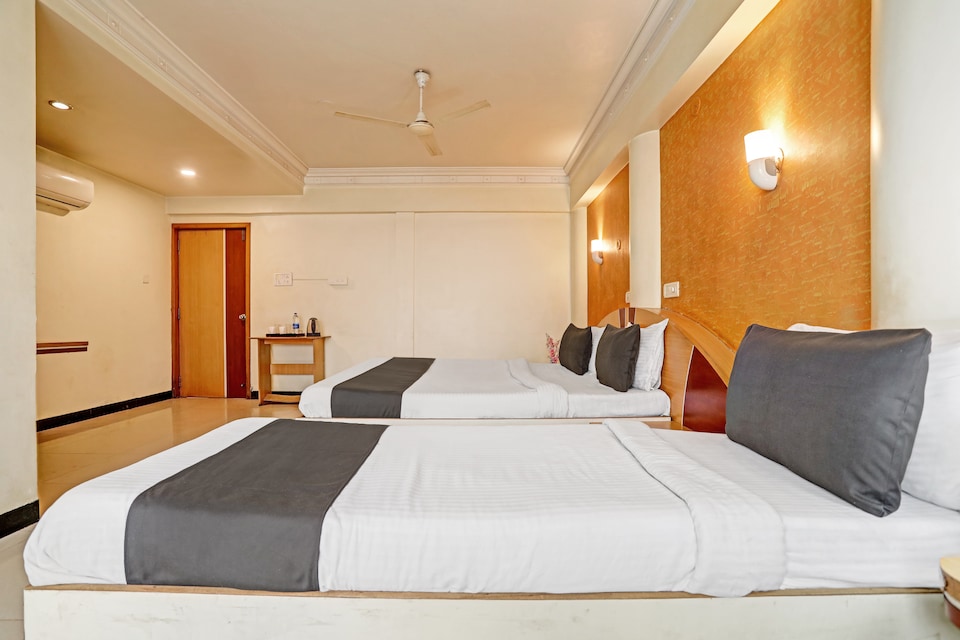 Hotel O Dhammanagi Comforts, Hubli-II, Hubli-Dharwad