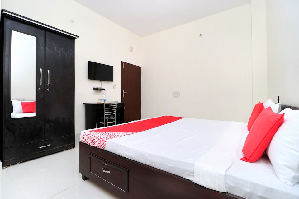 OYO Mama's Inn, Bibi Wala Road Bathinda, Bathinda